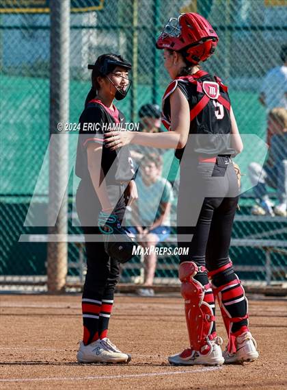 Thumbnail 2 in Mira Costa vs. St. John's photogallery.