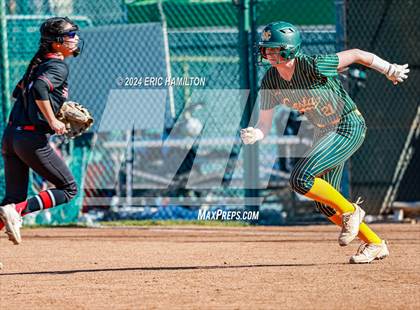 Thumbnail 3 in Mira Costa vs. St. John's photogallery.
