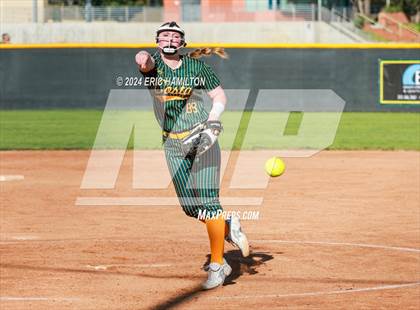 Thumbnail 1 in Mira Costa vs. St. John's photogallery.