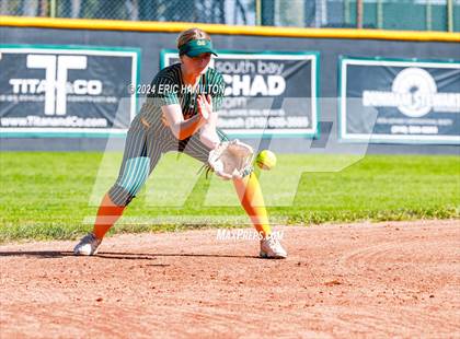 Thumbnail 3 in Mira Costa vs. St. John's photogallery.
