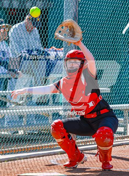 Thumbnail 1 in Mira Costa vs. St. John's photogallery.