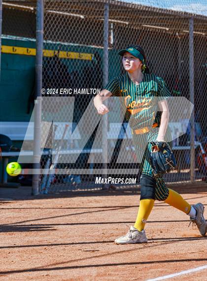 Thumbnail 1 in Mira Costa vs. St. John's photogallery.