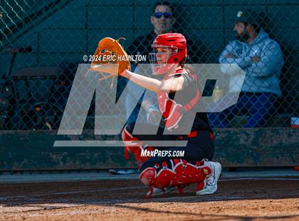 Thumbnail 2 in Mira Costa vs. St. John's photogallery.