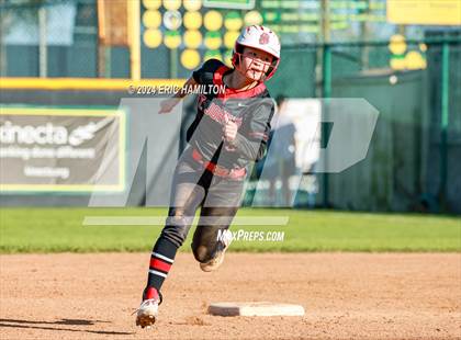 Thumbnail 3 in Mira Costa vs. St. John's photogallery.