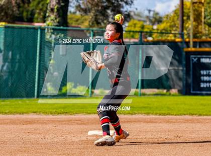 Thumbnail 2 in Mira Costa vs. St. John's photogallery.