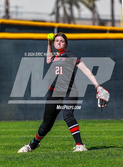 Thumbnail 2 in Mira Costa vs. St. John's photogallery.
