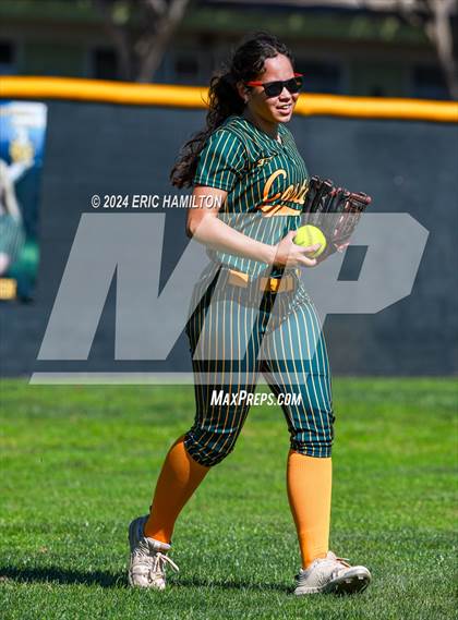 Thumbnail 1 in Mira Costa vs. St. John's photogallery.