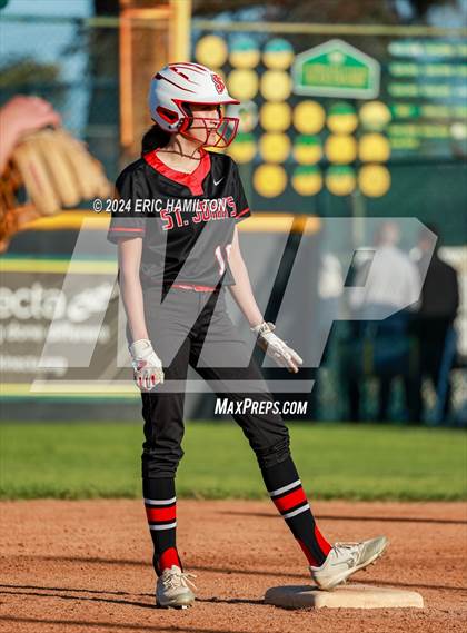 Thumbnail 2 in Mira Costa vs. St. John's photogallery.