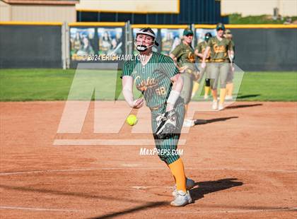 Thumbnail 3 in Mira Costa vs. St. John's photogallery.