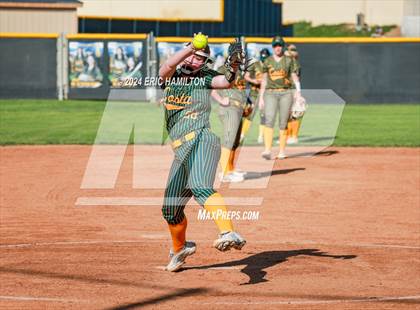 Thumbnail 3 in Mira Costa vs. St. John's photogallery.