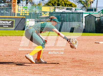 Thumbnail 3 in Mira Costa vs. St. John's photogallery.