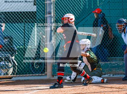 Thumbnail 3 in Mira Costa vs. St. John's photogallery.