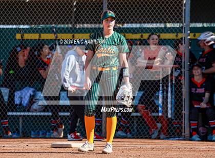 Thumbnail 3 in Mira Costa vs. St. John's photogallery.