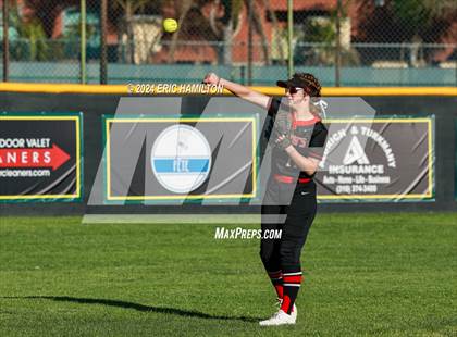 Thumbnail 1 in Mira Costa vs. St. John's photogallery.