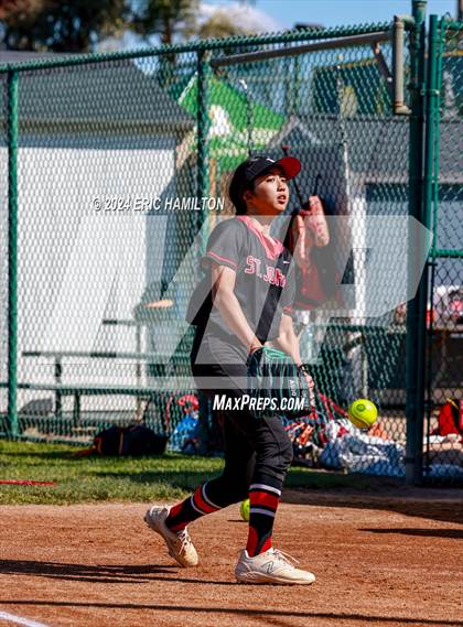 Thumbnail 2 in Mira Costa vs. St. John's photogallery.