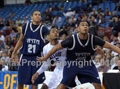 Thumbnail 3 in Vista del Lago vs. Sacramento (CIF SJS D3 Final) photogallery.