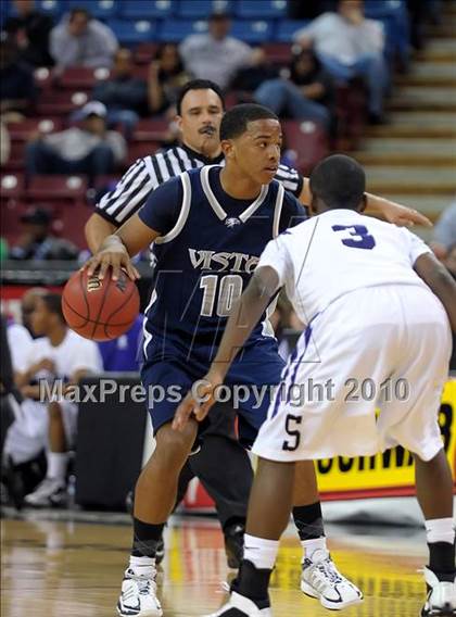 Thumbnail 2 in Vista del Lago vs. Sacramento (CIF SJS D3 Final) photogallery.