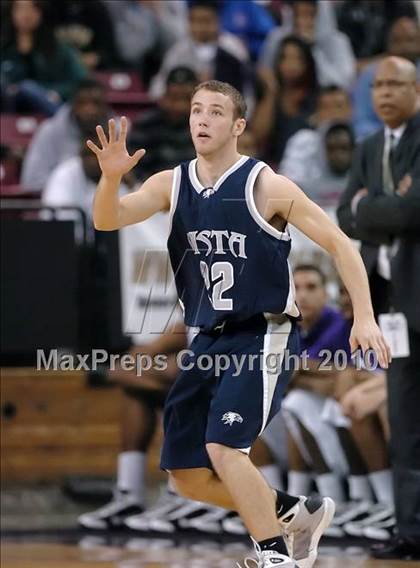 Thumbnail 3 in Vista del Lago vs. Sacramento (CIF SJS D3 Final) photogallery.