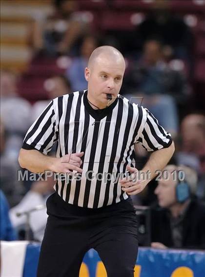 Thumbnail 2 in Vista del Lago vs. Sacramento (CIF SJS D3 Final) photogallery.