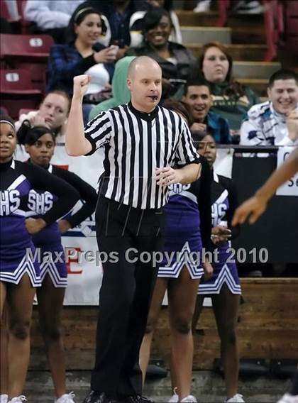Thumbnail 1 in Vista del Lago vs. Sacramento (CIF SJS D3 Final) photogallery.