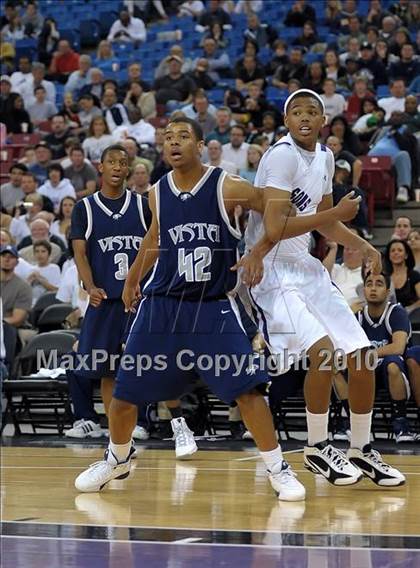 Thumbnail 2 in Vista del Lago vs. Sacramento (CIF SJS D3 Final) photogallery.