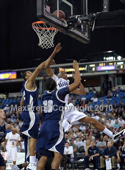 Thumbnail 3 in Vista del Lago vs. Sacramento (CIF SJS D3 Final) photogallery.