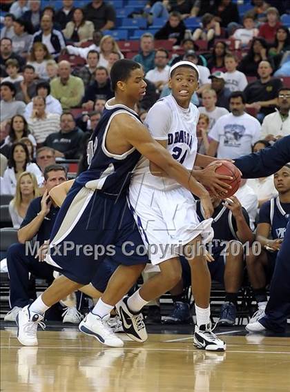 Thumbnail 1 in Vista del Lago vs. Sacramento (CIF SJS D3 Final) photogallery.