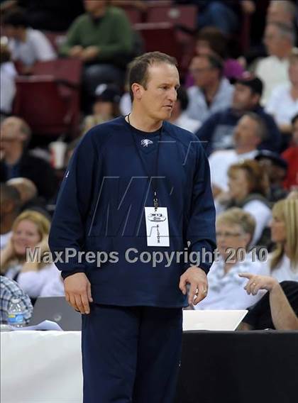 Thumbnail 2 in Vista del Lago vs. Sacramento (CIF SJS D3 Final) photogallery.