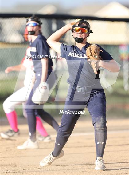 Thumbnail 3 in Mullen @ Eaglecrest photogallery.