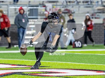 Thumbnail 1 in Holliday @ Gunter (UIL 3A DII Regional Final) photogallery.