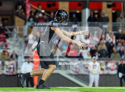Thumbnail 2 in Holliday @ Gunter (UIL 3A DII Regional Final) photogallery.