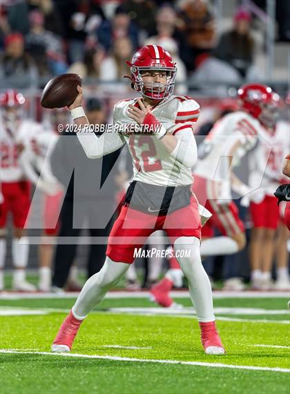 Thumbnail 2 in Holliday @ Gunter (UIL 3A DII Regional Final) photogallery.