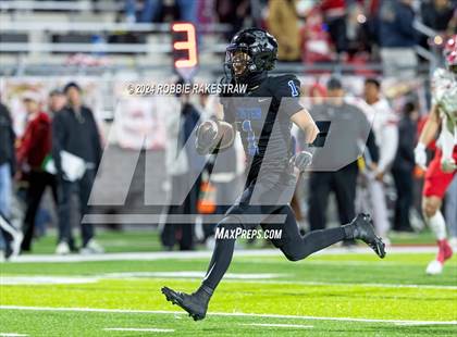 Thumbnail 1 in Holliday @ Gunter (UIL 3A DII Regional Final) photogallery.
