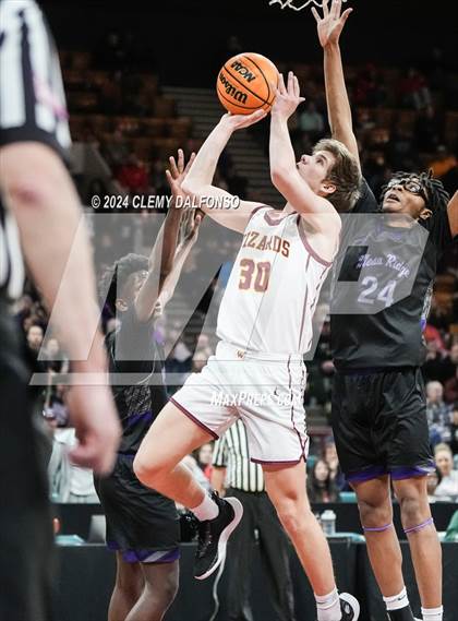Thumbnail 1 in Mesa Ridge vs Windsor (CHSAA 5A Championship) photogallery.