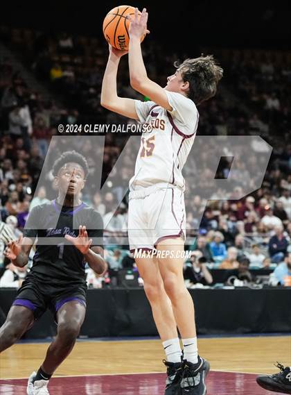 Thumbnail 1 in Mesa Ridge vs Windsor (CHSAA 5A Championship) photogallery.