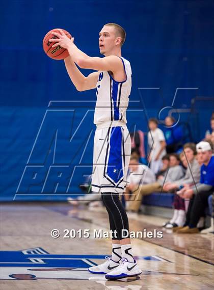 Thumbnail 3 in Doherty @ Legend photogallery.