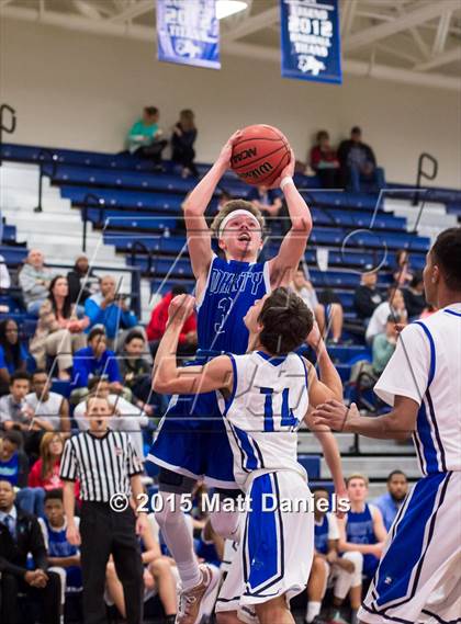 Thumbnail 2 in Doherty @ Legend photogallery.