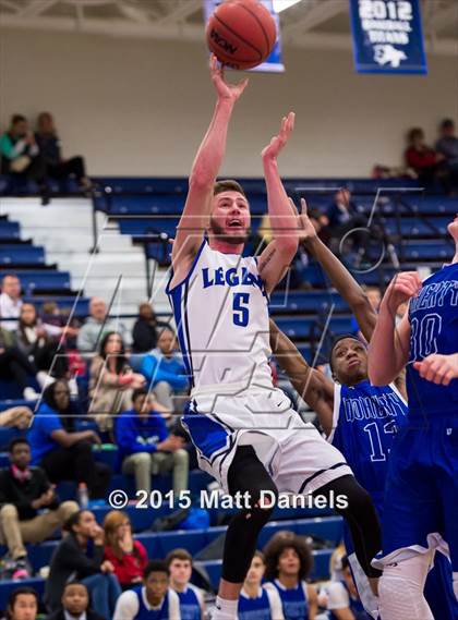 Thumbnail 3 in Doherty @ Legend photogallery.