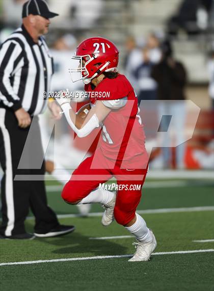 Thumbnail 2 in Crimson Cliffs vs. Ridgeline (UHSAA 4A Semifinal) photogallery.