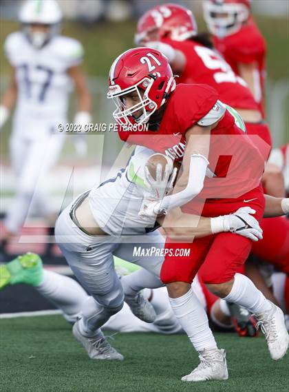 Thumbnail 2 in Crimson Cliffs vs. Ridgeline (UHSAA 4A Semifinal) photogallery.