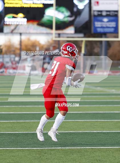 Thumbnail 1 in Crimson Cliffs vs. Ridgeline (UHSAA 4A Semifinal) photogallery.