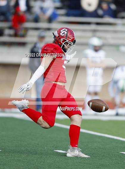 Thumbnail 2 in Crimson Cliffs vs. Ridgeline (UHSAA 4A Semifinal) photogallery.