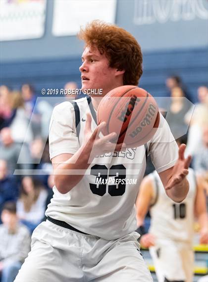 Thumbnail 2 in Del Campo @ Vista del Lago photogallery.