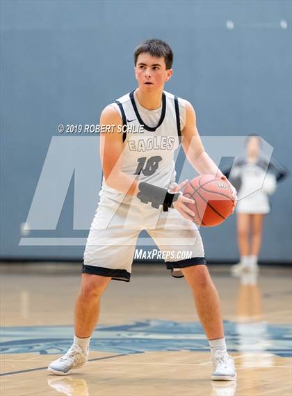 Thumbnail 3 in Del Campo @ Vista del Lago photogallery.