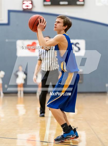 Thumbnail 2 in Del Campo @ Vista del Lago photogallery.