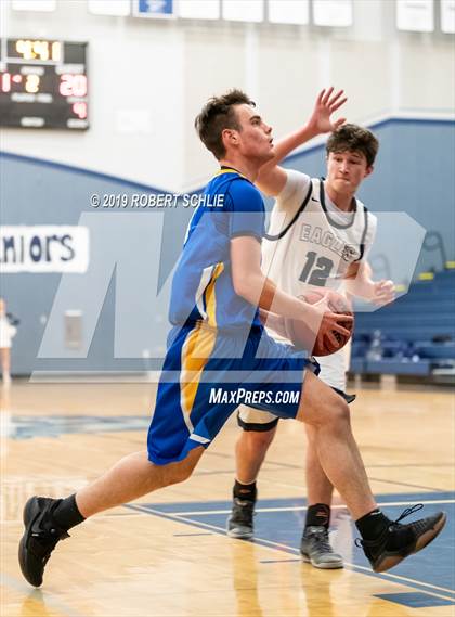 Thumbnail 1 in Del Campo @ Vista del Lago photogallery.
