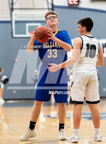 Thumbnail 1 in Del Campo @ Vista del Lago photogallery.