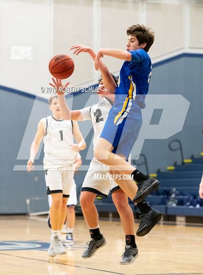 Thumbnail 3 in Del Campo @ Vista del Lago photogallery.