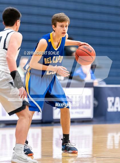 Thumbnail 3 in Del Campo @ Vista del Lago photogallery.