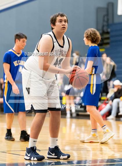 Thumbnail 3 in Del Campo @ Vista del Lago photogallery.
